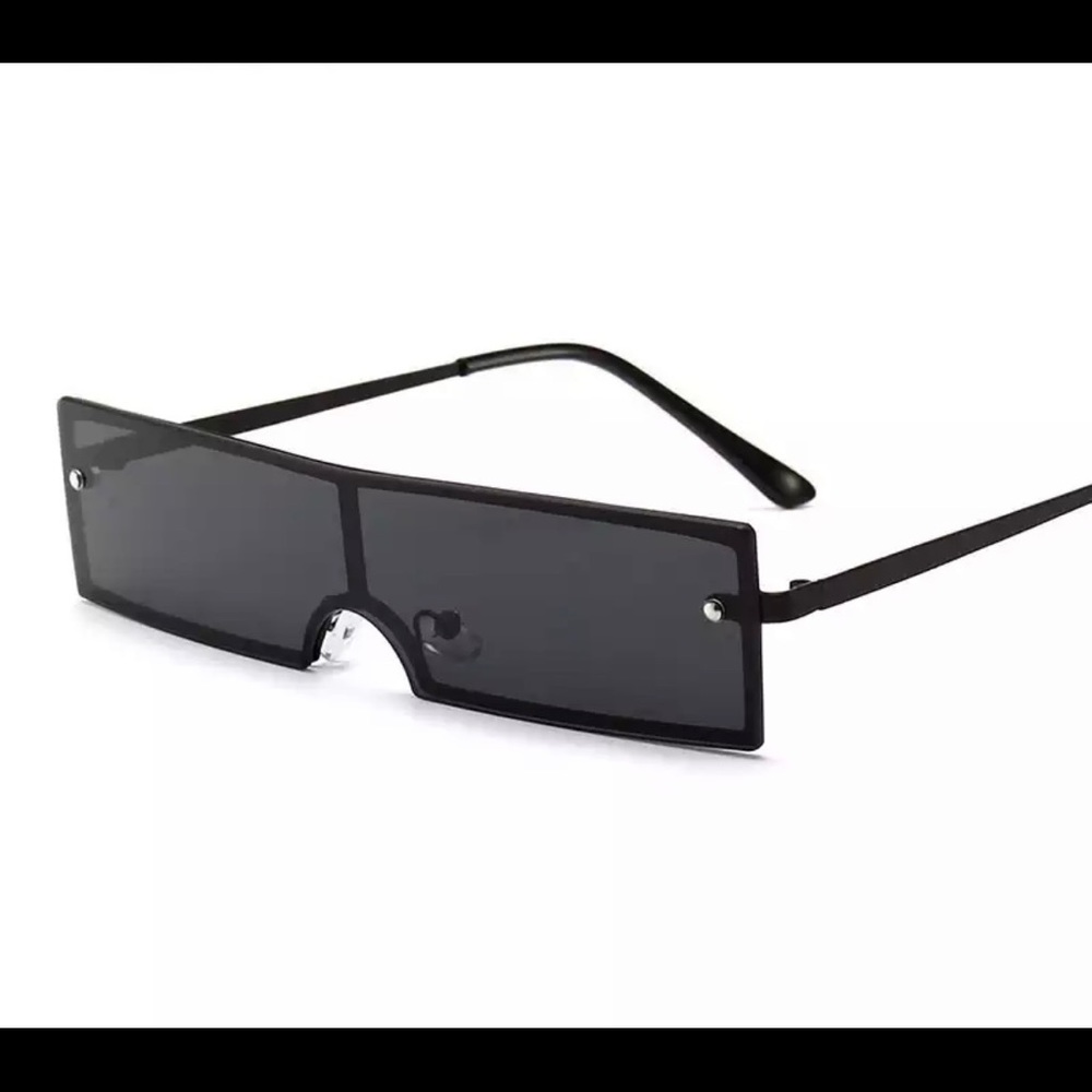 **NEVER WORN** rectangle black unisex sunglasses